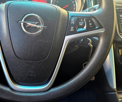 Opel Zafira cena 29999 przebieg: 211364, rok produkcji 2014 z Sochaczew małe 232